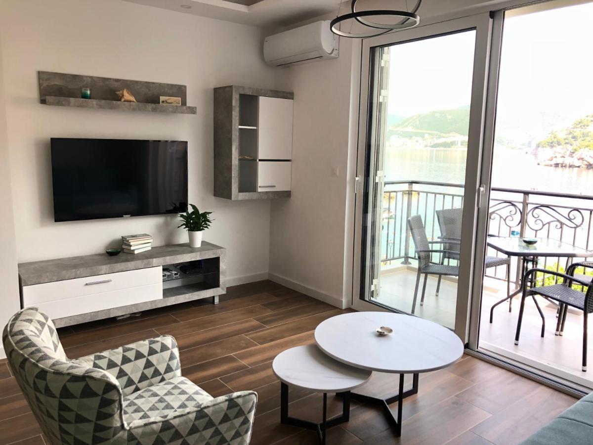 Apartment Sara With Seaview Budva Buitenkant foto